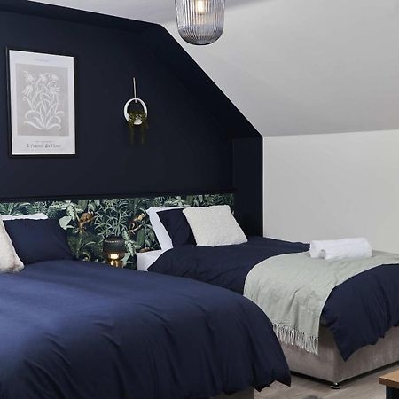 Homebird Property - Ash Tree House ลีดส์ ภายนอก รูปภาพ